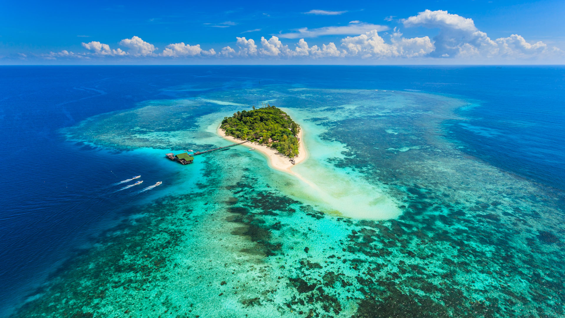 30 best Malaysia Islands to Visit, Lankayan Island, Layang Layang Island, Selingan Turtle Island, Sipadan Island, Mabul Island, Mataking Island, Rawa Island, Kapas Island, Tenggol Island, Redang Island, Tioman Island, Perhentian Islands, Penang Island, Pangkor Island, Langkawi, Payar Island, Lang Tengah Island, Sibu Island, Pom Pom Island, Pulau Tiga, Mantanani Islands, Terengganu Island, Mamutik Island, Manukan Island, Labuan Island, Port Dickson, Seremban, Desaru Coast, Johor, Batu Ferringhi, Penang, Pulau Jerejak, Penang, Sasaran Beach, Kuala Selangor